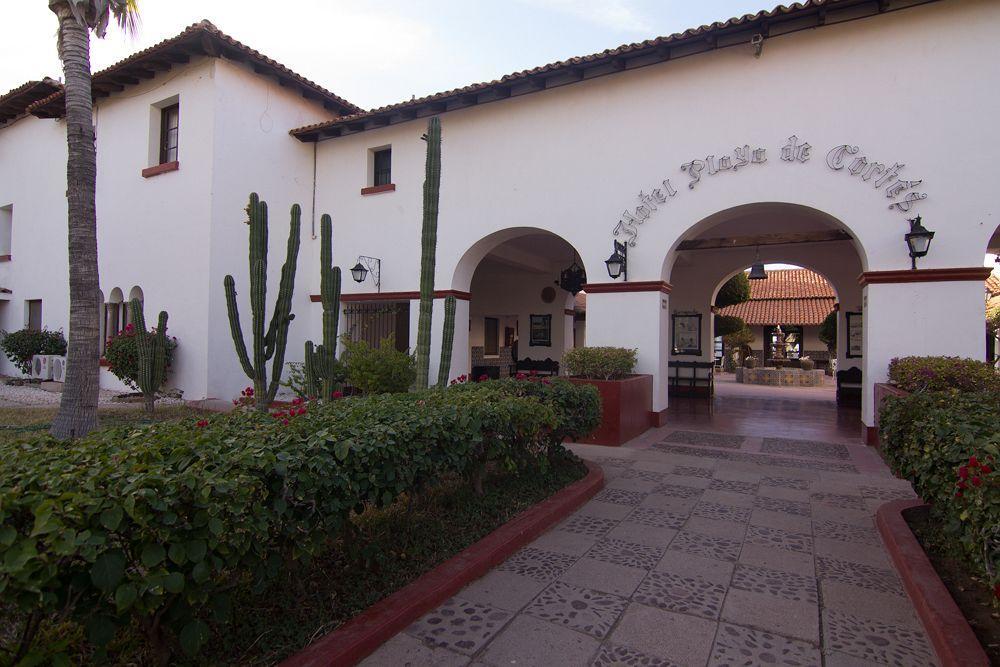 Hotel Playa De Cortes 3*